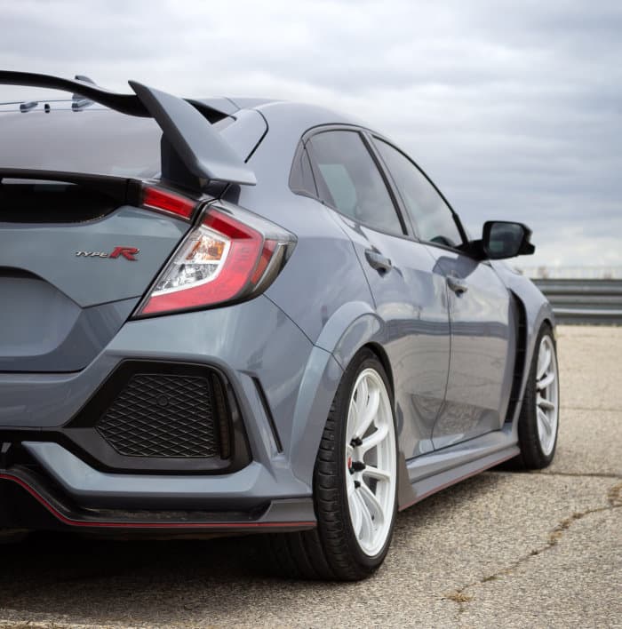 grey honda civic with spoiler