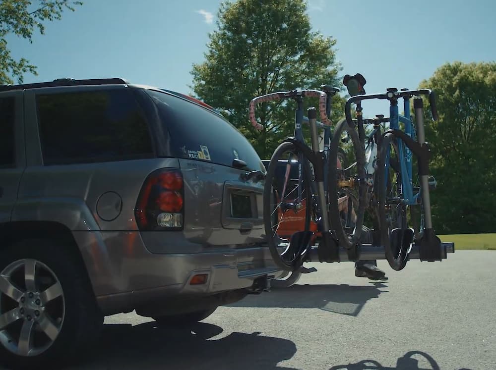 kuat transfer platform hitch bike racks with 3 bikes attaached