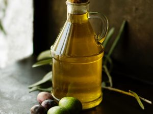 Read more about the article Can I Use Olive Oil On My Bike Chain?