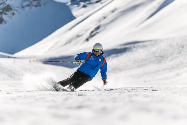 How To Carry Skis On A Bike?