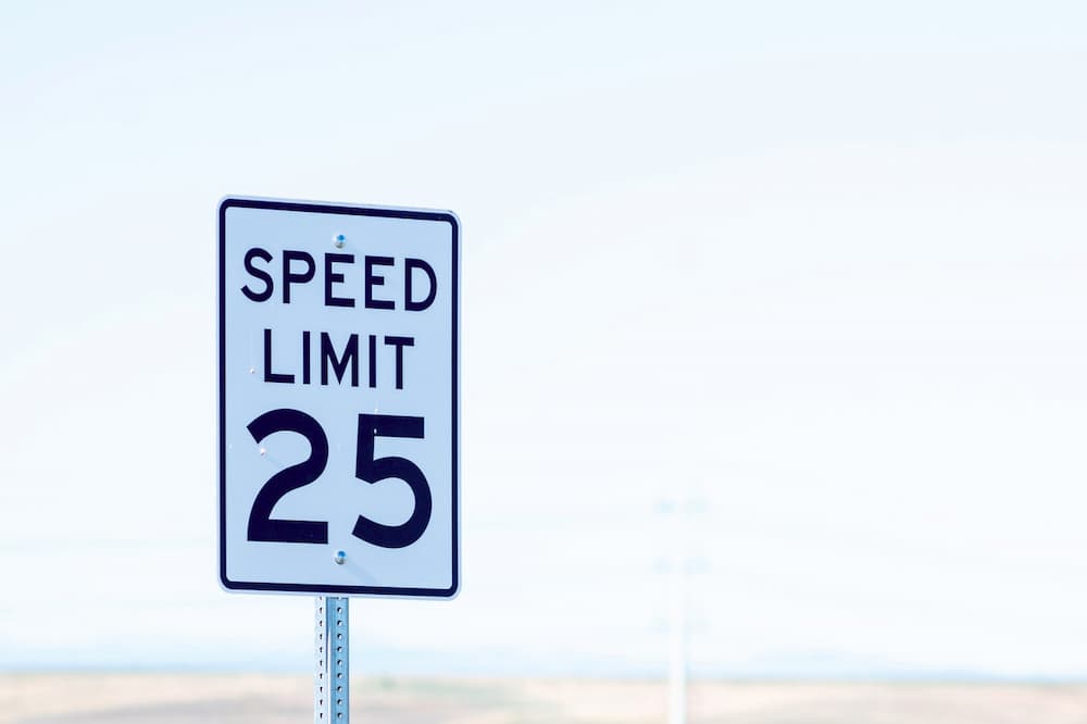 25 mph speed limit traffic sign