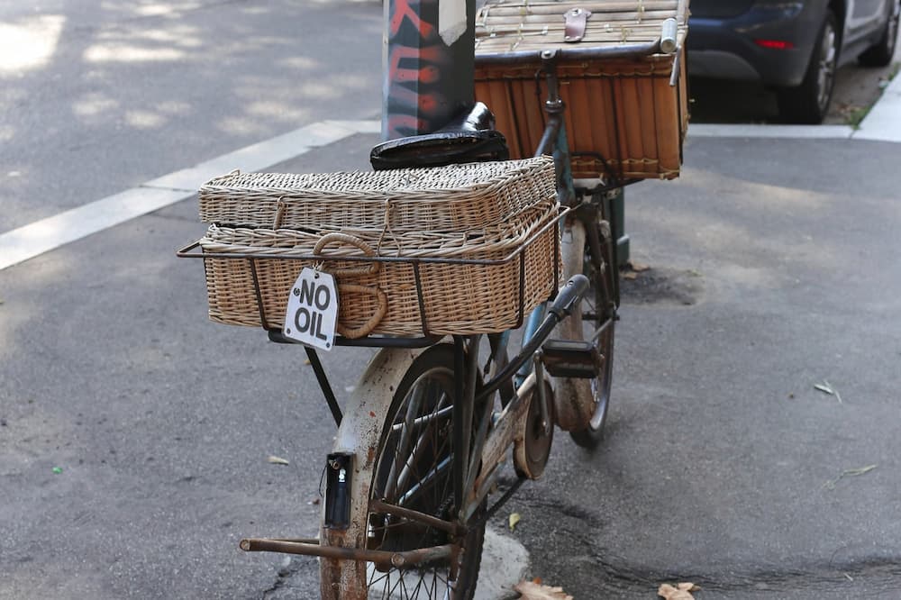 bike with wicker rear bike basket