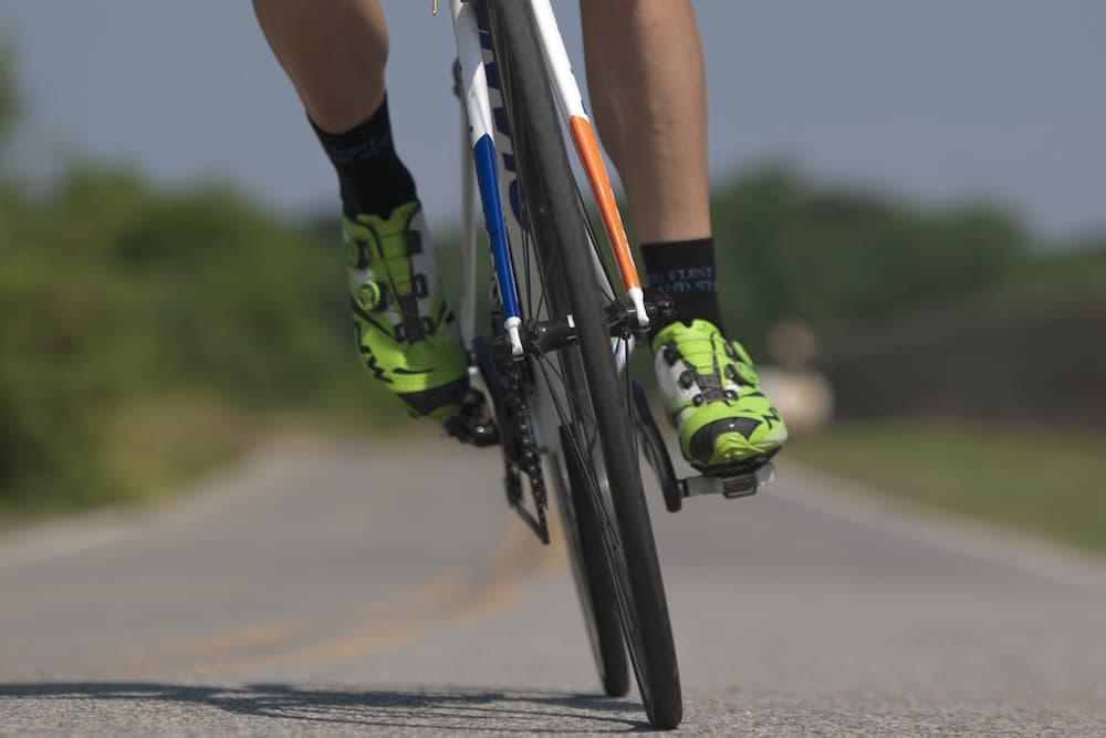cycling shoes that are not too small or too big